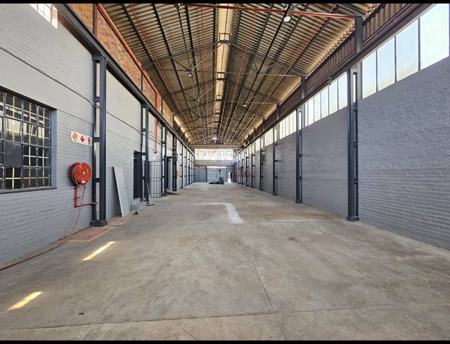 610M² WAREHOUSE TO LET IN BENROSE